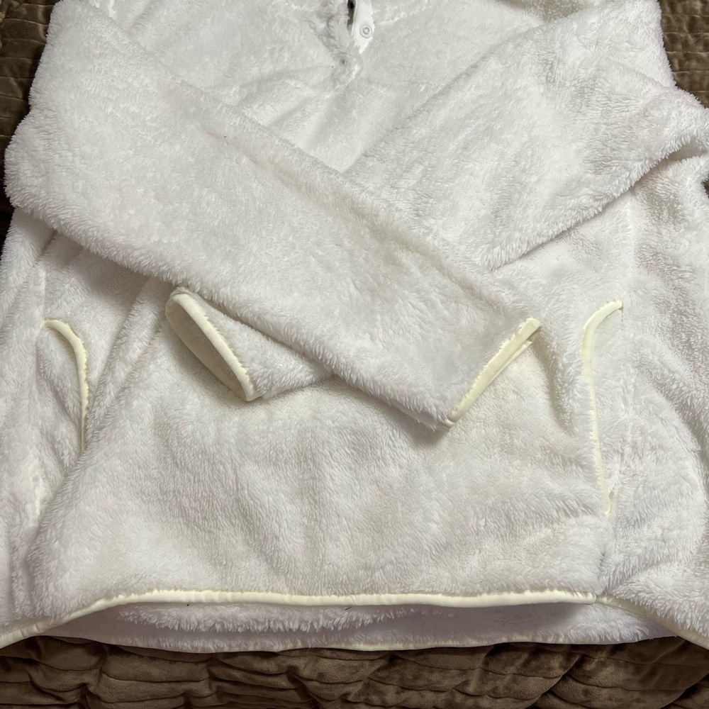 Eddie Bauer Soft White Fleece Jacket NWT
